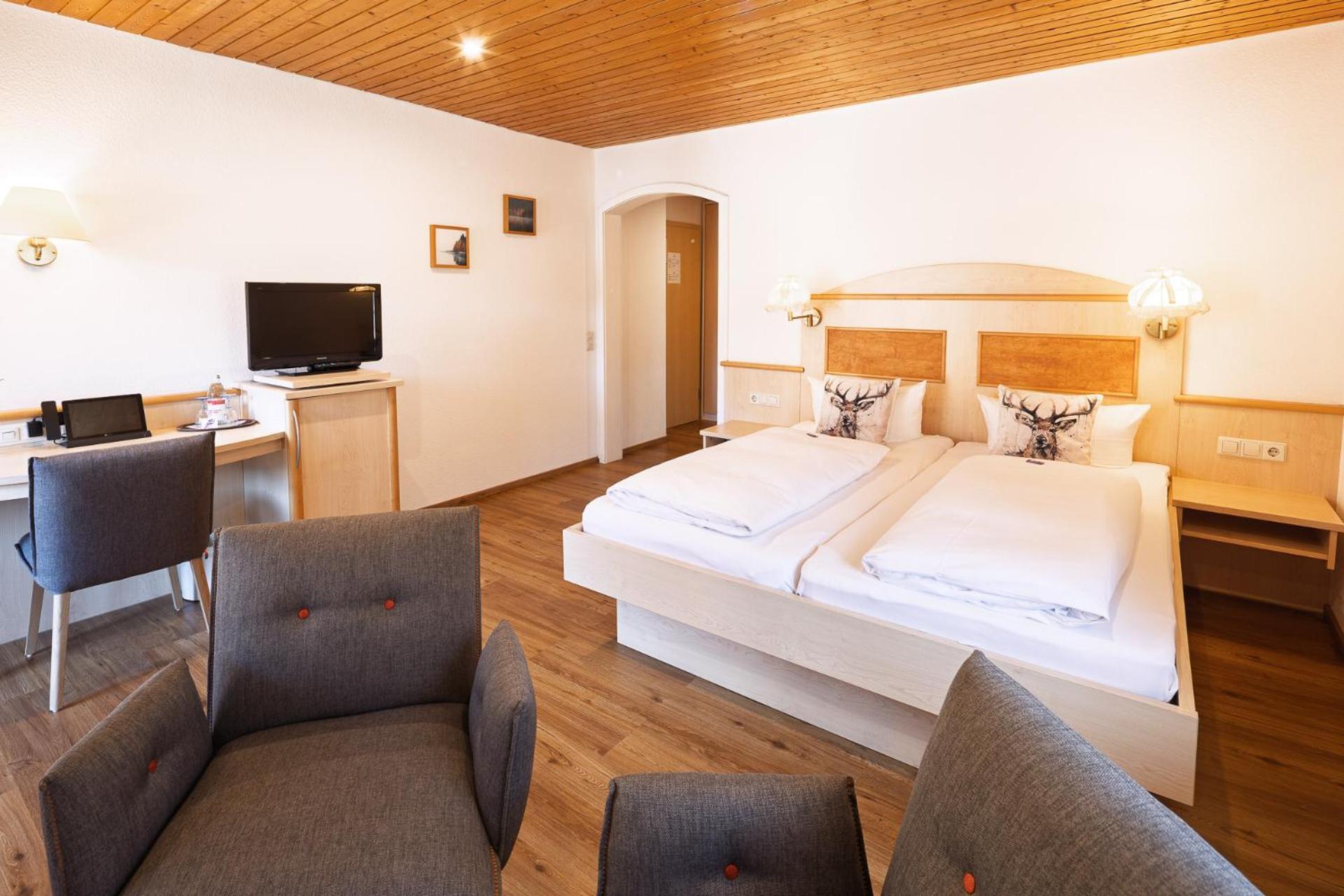 Hotel Gasthaus Hirschen Im Hochschwarzwald Todtnau Nahe Feldberg מראה חיצוני תמונה
